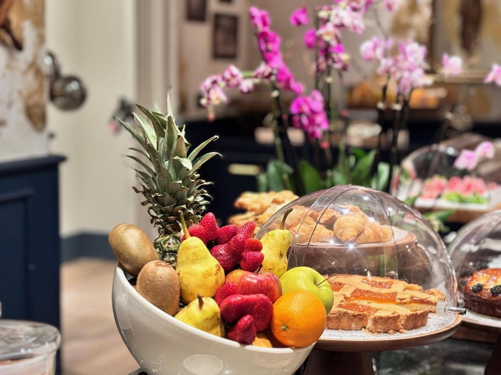 Nemi Hotel Милано Екстериор снимка